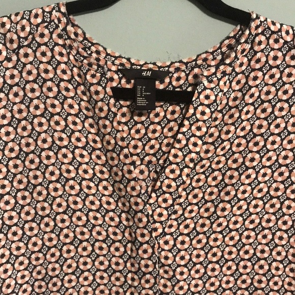 H&M Tops - H&M blouses summer fun